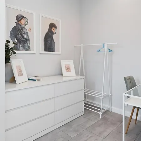 Boguslawskiego , Sun & Snow